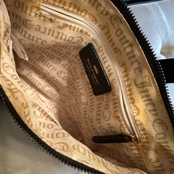 Juicy Couture shoulder bag in great shape. - Picture 5 of 6